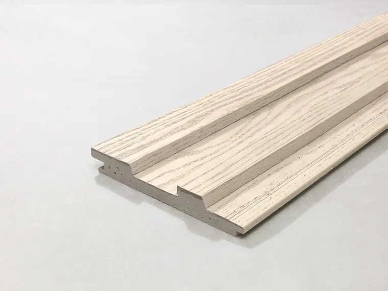 לוח Board & Batten+ בגוון Limed Oak, צילום Millboard